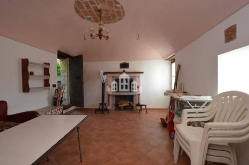 Casa indipendente a Val di Chy