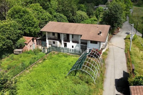 Detached house in Colleretto Castelnuovo