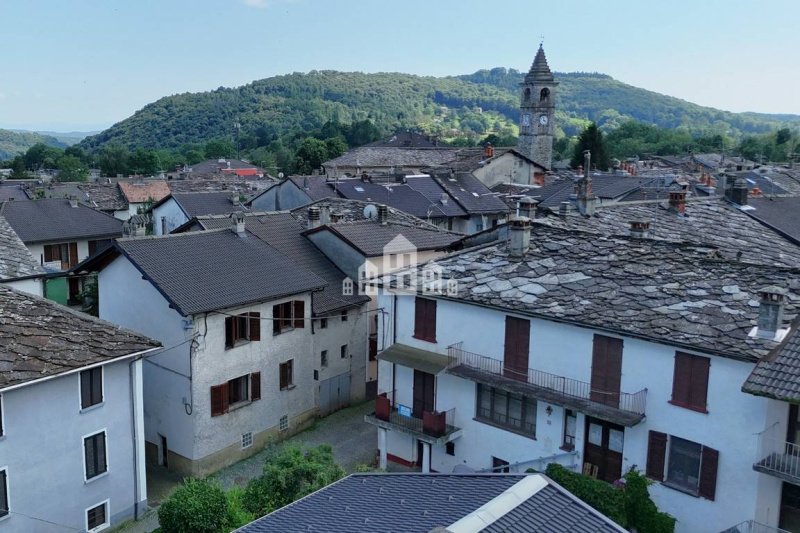 Casa indipendente a Rueglio