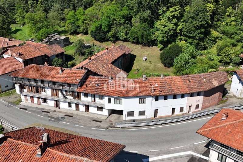 Einfamilienhaus in Baldissero Canavese