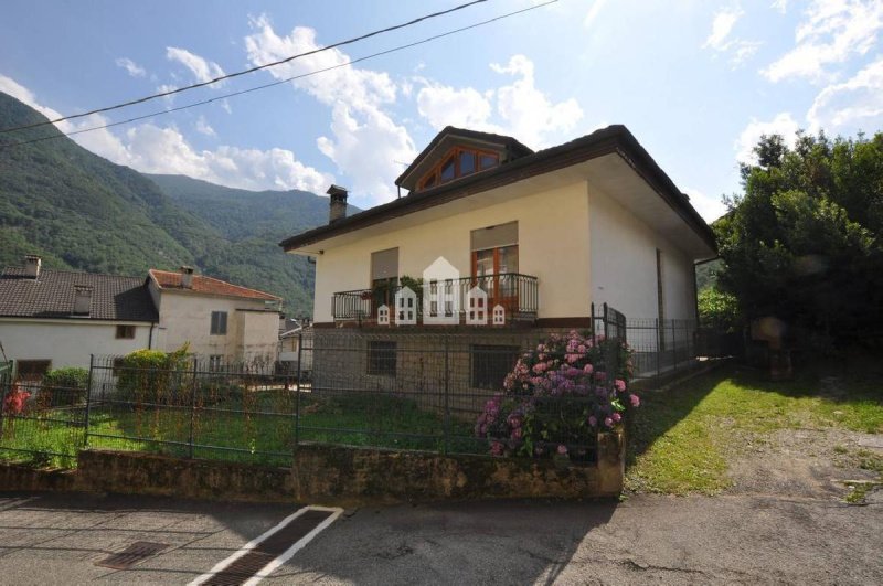 Maison individuelle à Sparone