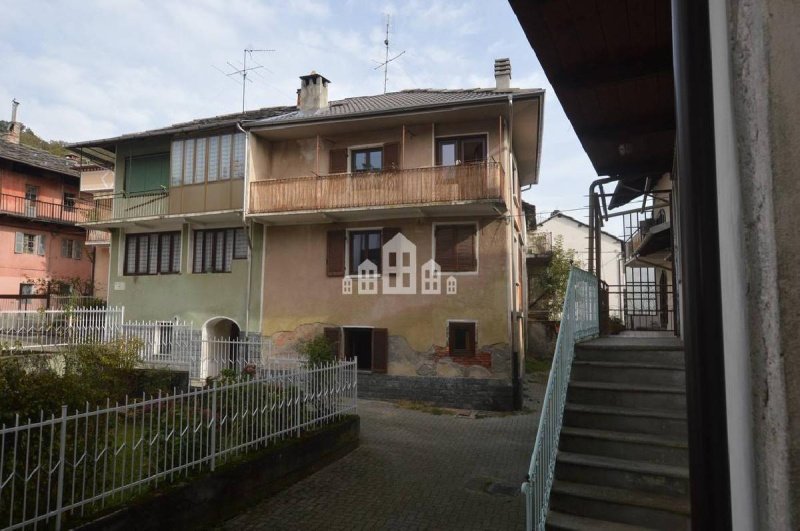 Detached house in Rueglio