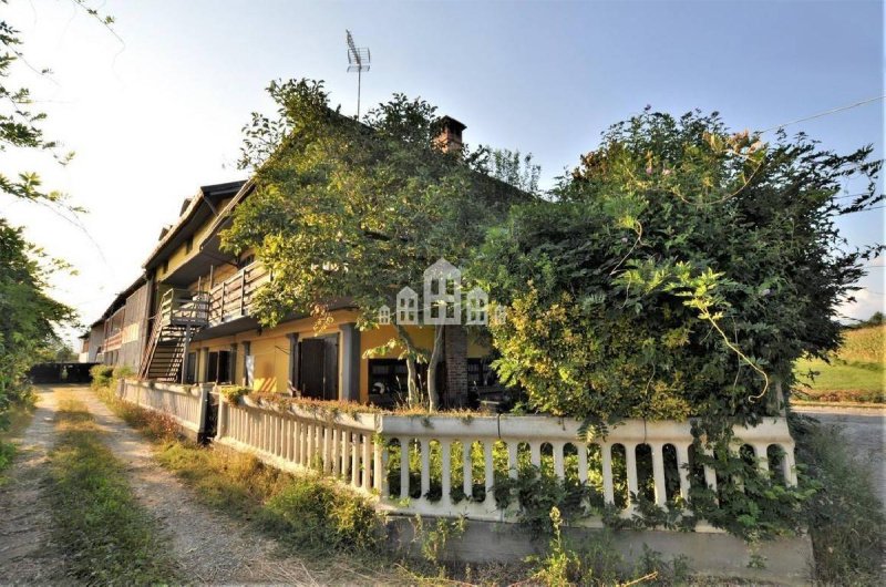 Apartamento en Favria