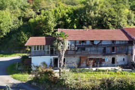 Einfamilienhaus in Rocca Canavese