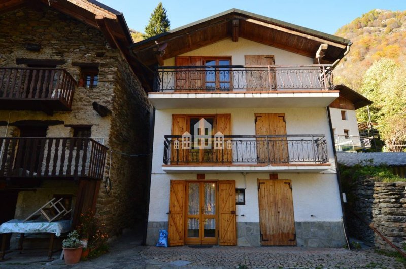 Особняк в Вальпрато-Соана