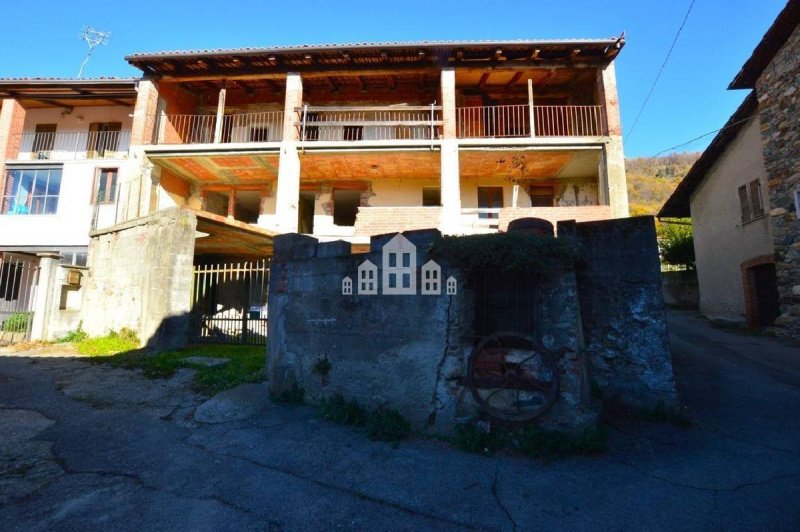 基亚韦拉诺乡间房屋