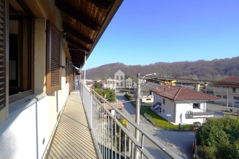 Einfamilienhaus in San Colombano Belmonte