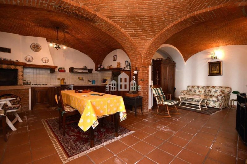 Casa indipendente a Val di Chy