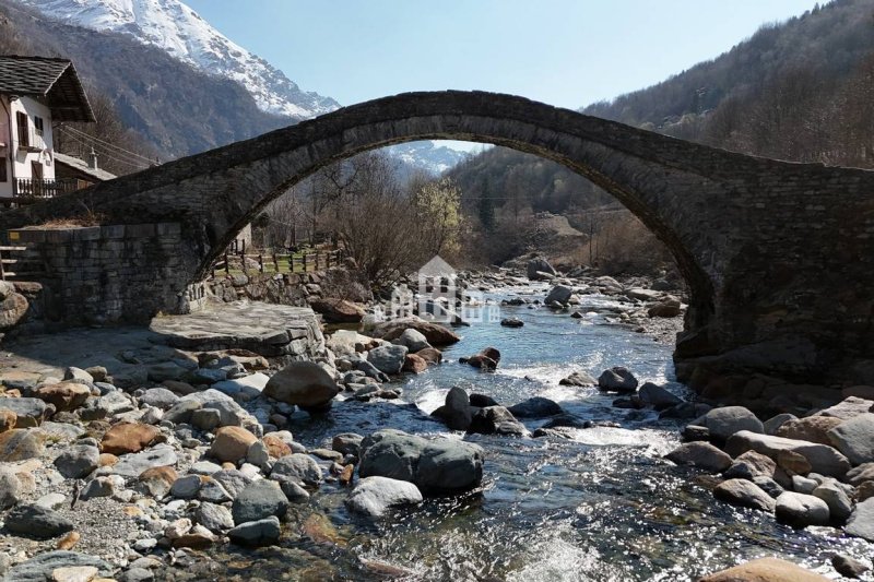 Casa di campagna a Traversella