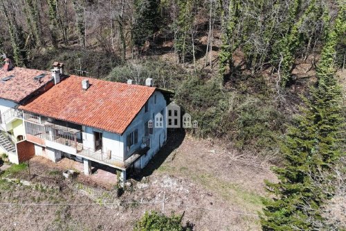 Vrijstaande woning in Cintano
