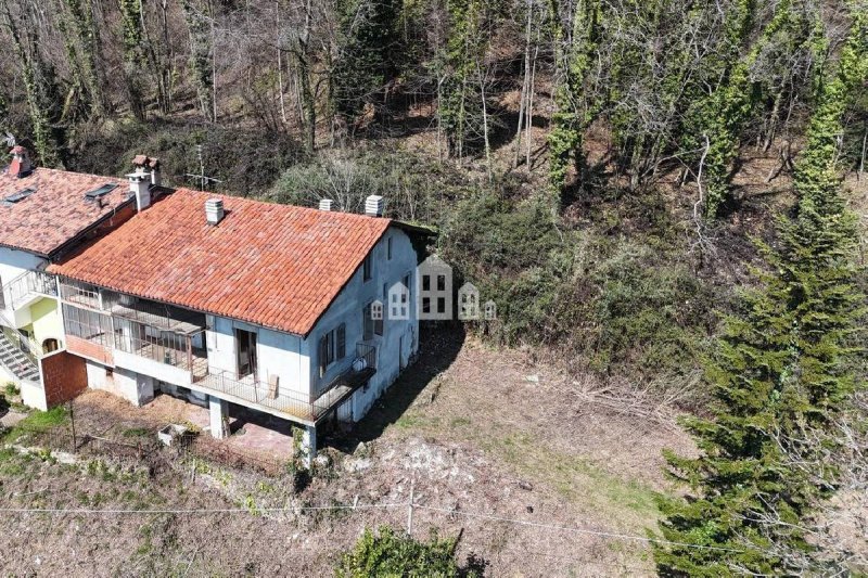 Vrijstaande woning in Cintano