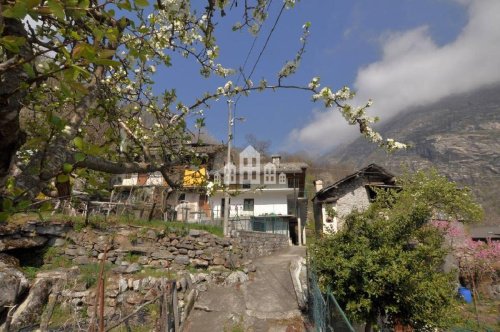 Casa independiente en Noasca