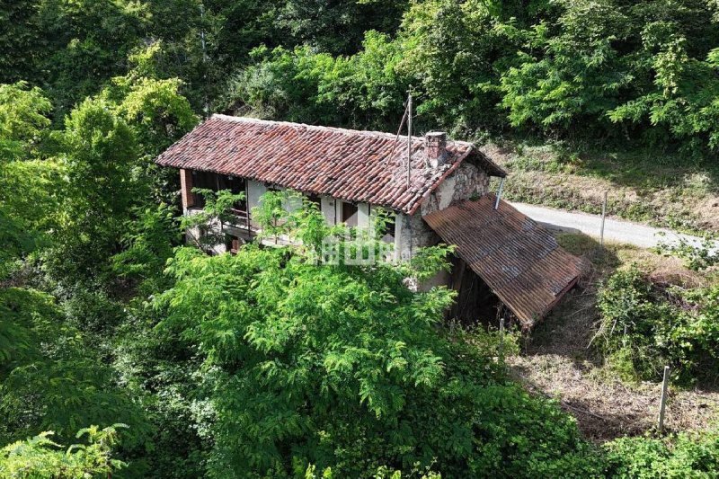 Casa de campo em Vidracco