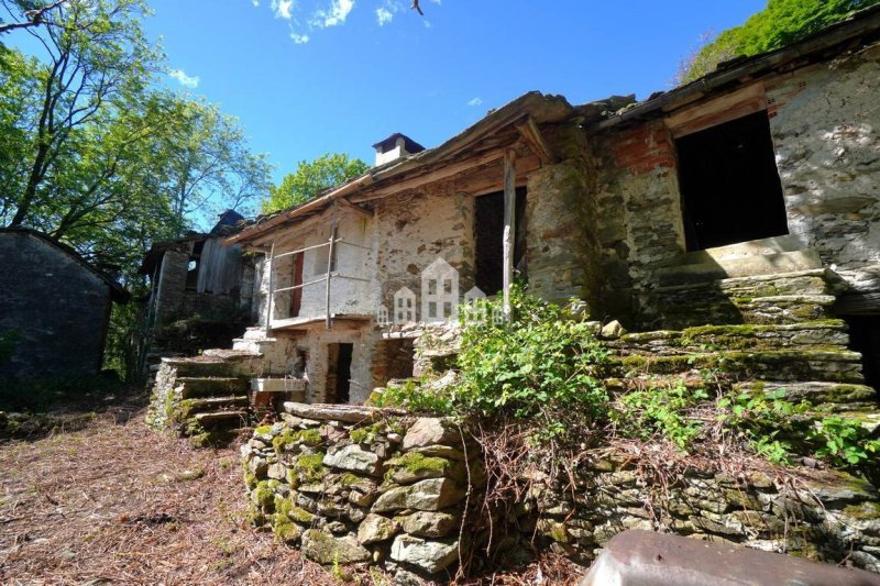 Casa de campo em Castelnuovo Nigra