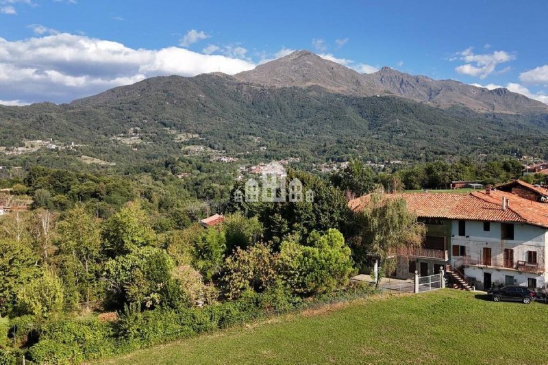 Villa i Castellamonte