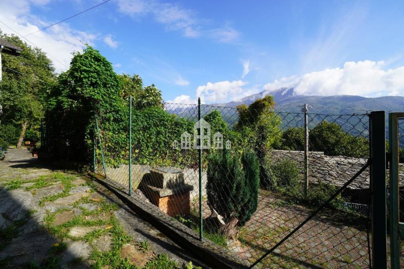 Casa independiente en Pont Canavese