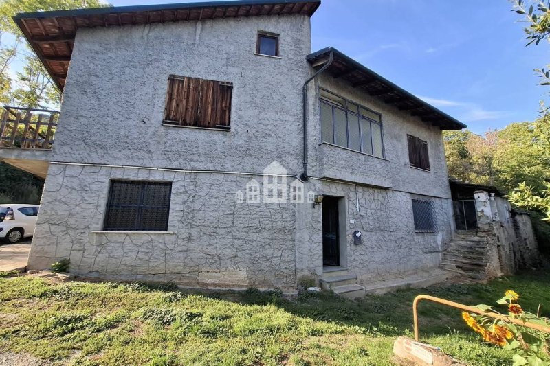Vrijstaande woning in Chiesanuova