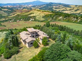 Villa a San Casciano dei Bagni