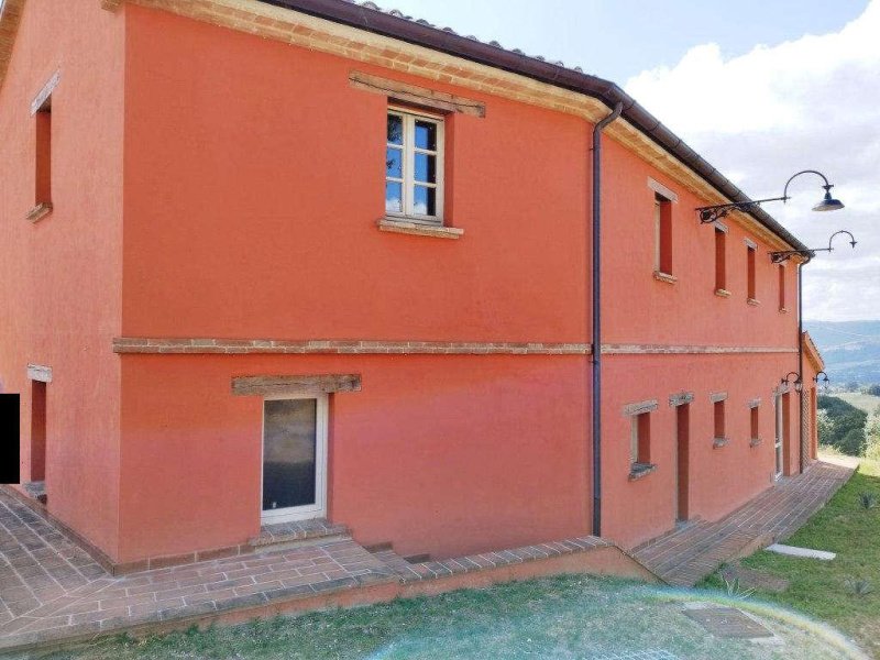 Villa i Montefelcino