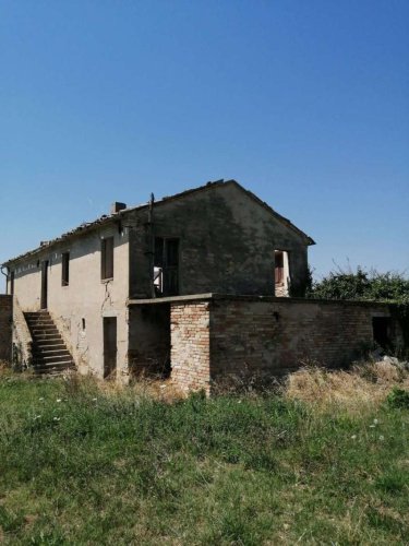 Casolare a Montegiorgio