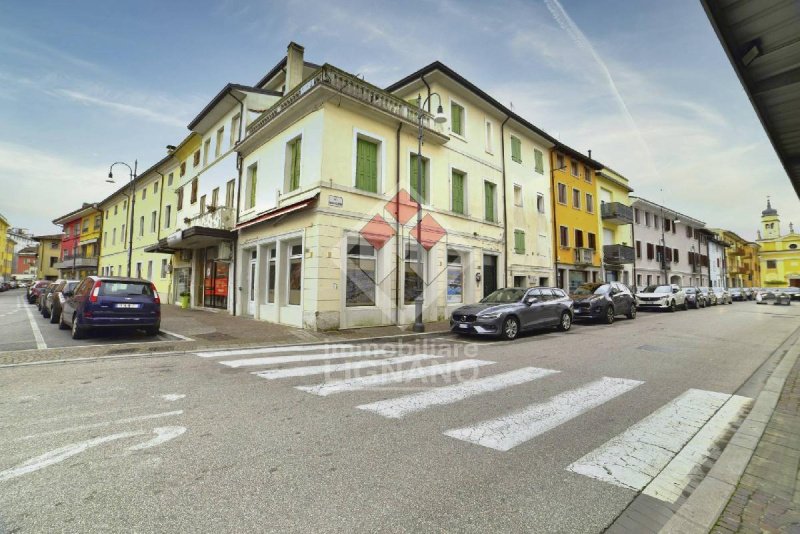Commercial property in Latisana