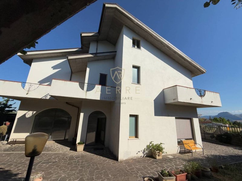 Вилла в Чивитакуана