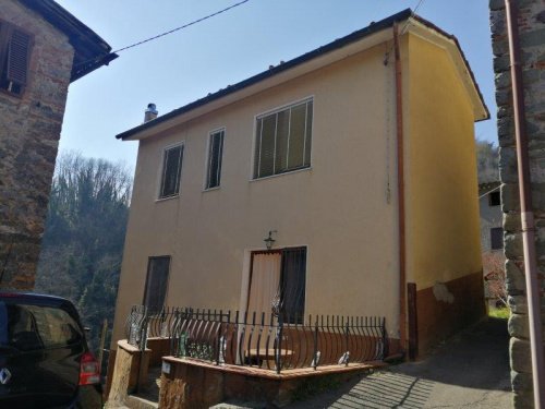 Casa em Borgo a Mozzano