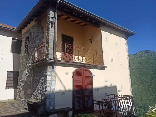 Huis in Bagni di Lucca