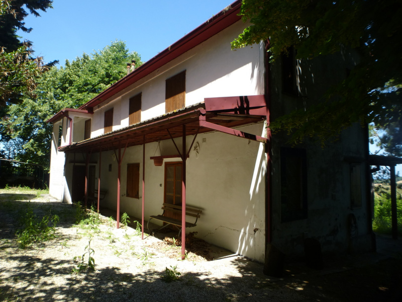 Farmhouse in Agugliano