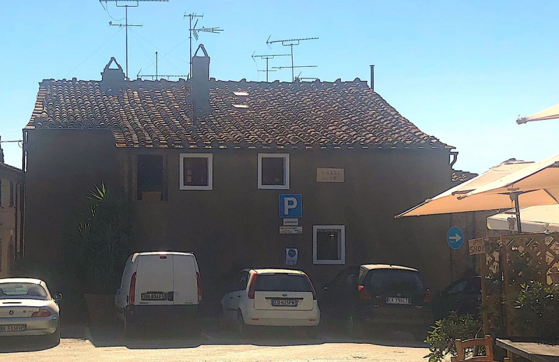 Semi-detached house in Castagneto Carducci