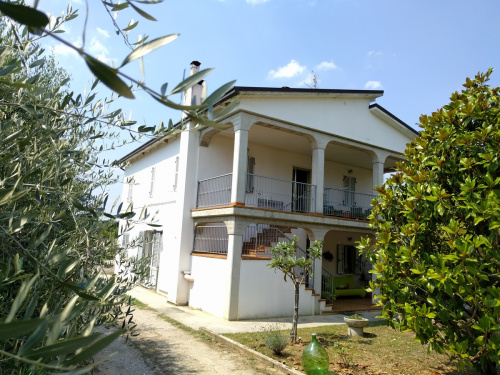 Country house in Moresco
