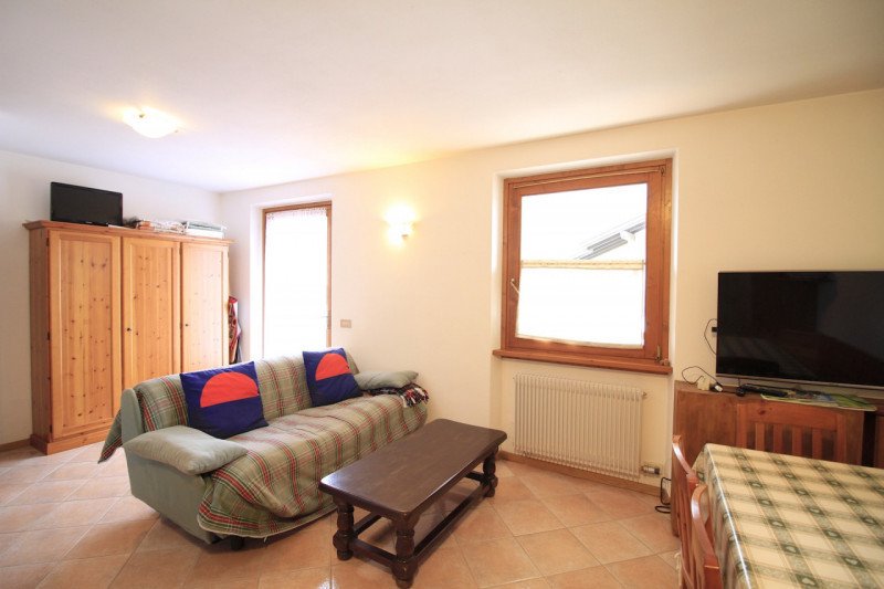 Apartment in Bocenago