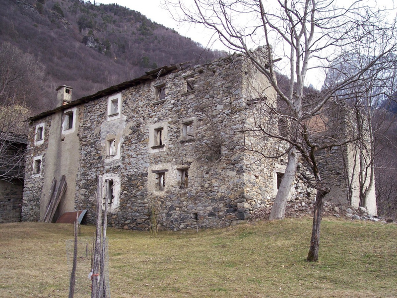 Detached house in Prata Camportaccio