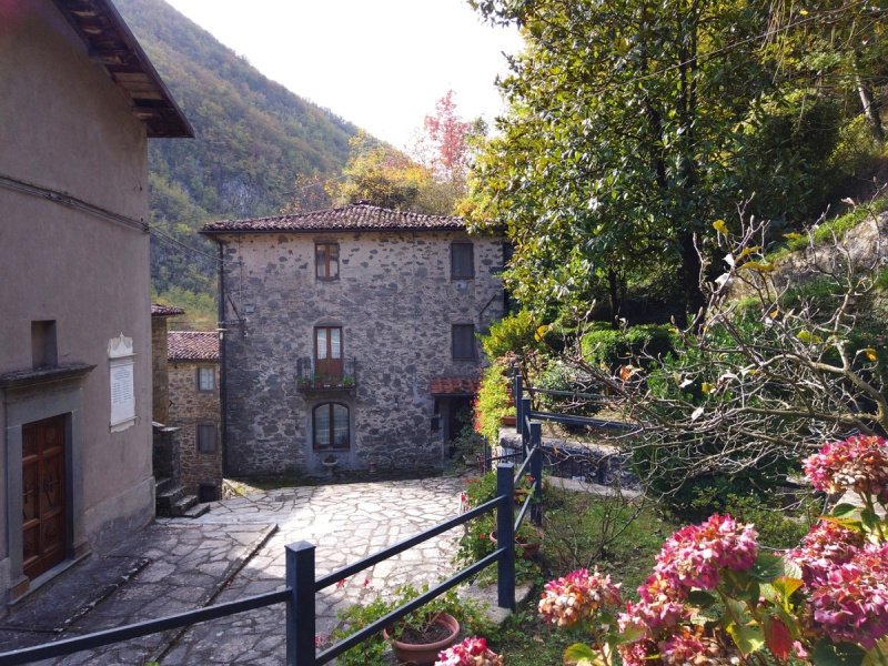 Casa geminada em Castiglione di Garfagnana