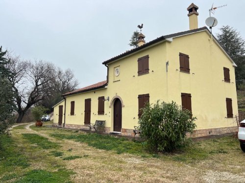 Vrijstaande woning in Monte San Vito