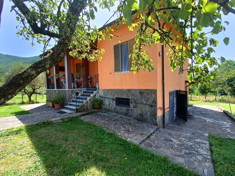 Casa independente em Casola in Lunigiana