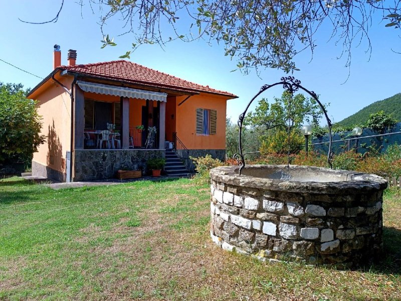 Einfamilienhaus in Casola in Lunigiana