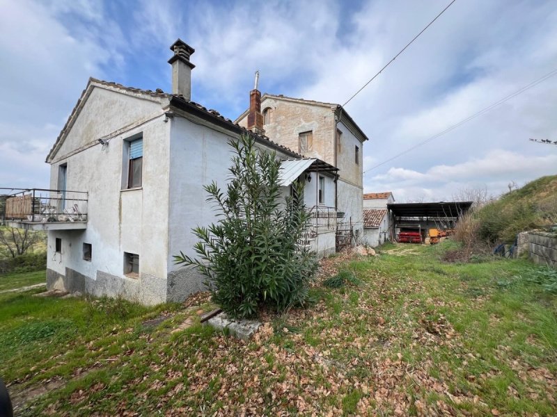 Casa en Serra de' Conti