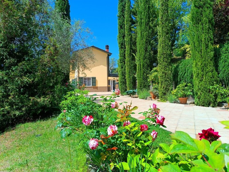 Villa i Fivizzano