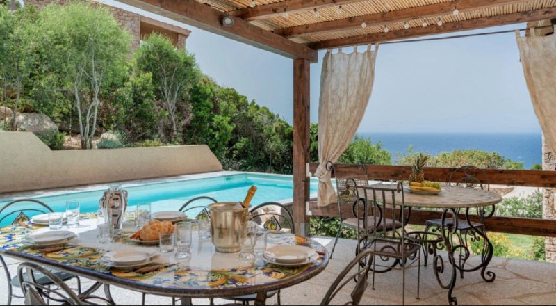 Casa indipendente a Trinità d'Agultu e Vignola