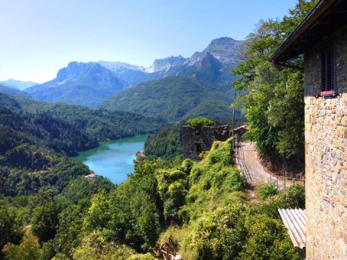 米努恰诺半独立房屋