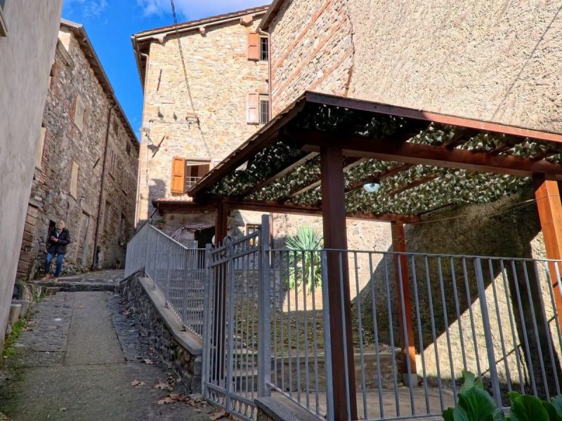 Maison jumelée à Vagli Sotto