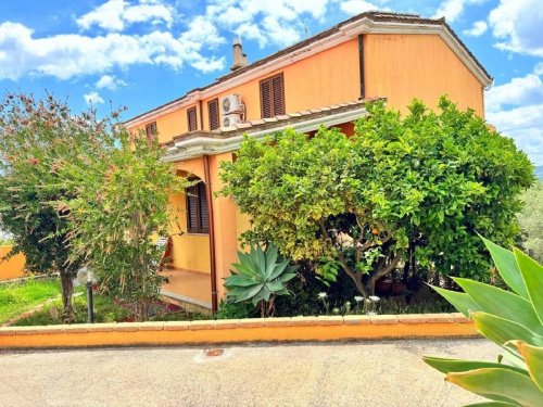 Casa semi-independiente en Villaputzu