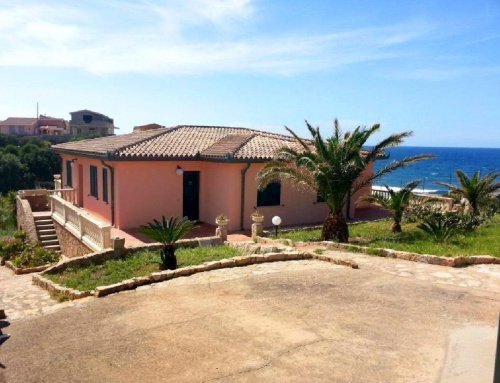 瓦莱多里亚独栋房屋