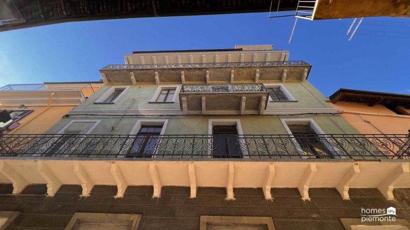 Apartamento histórico en Canelli