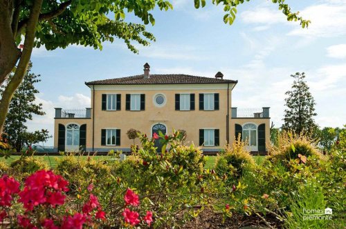 Casa de campo en Castelnuovo Belbo
