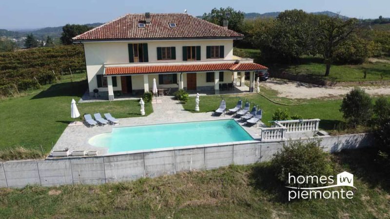 Особняк в Ницца-Монферрато