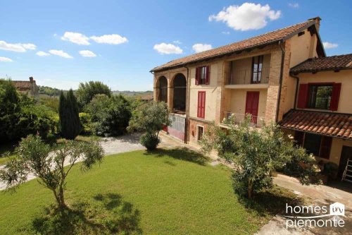 蒙特马尼奥农舍