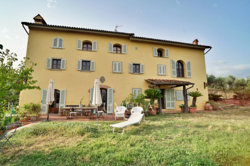 Country house in Pistoia