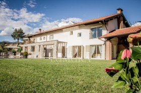 Villa i Castelnuovo di Garfagnana